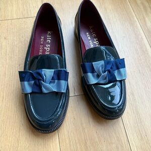 Kate Spade Patent Navy Loafers with Navy and Skyblue Bow